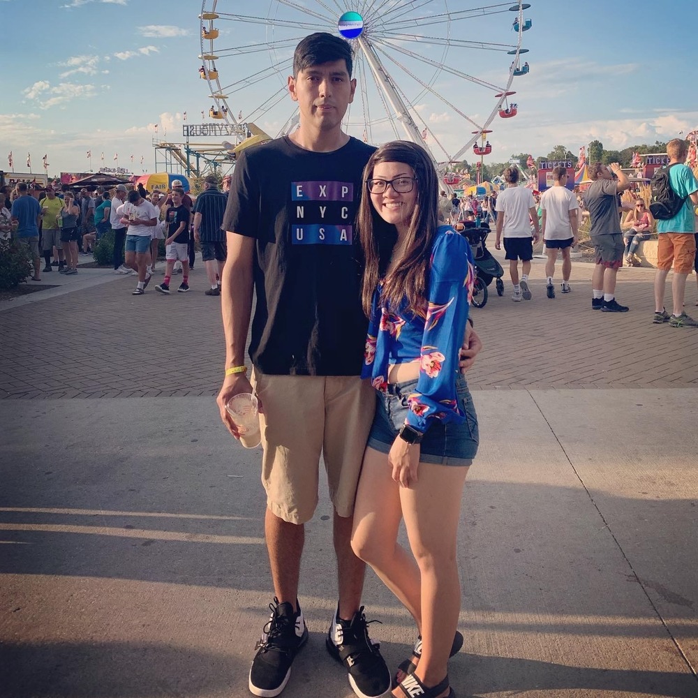 Meet your Posher, Monica